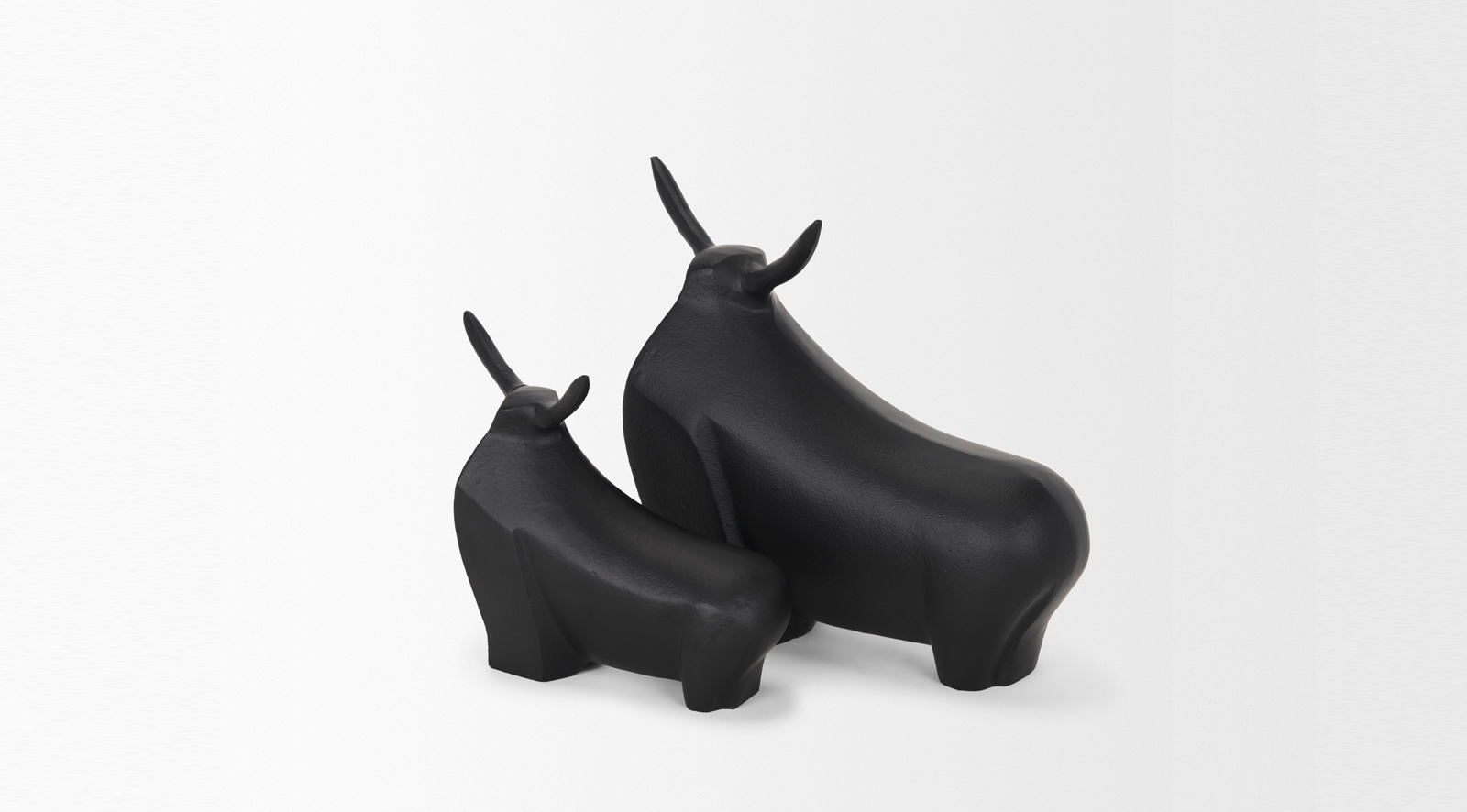 Radu Bull Small - Image 8
