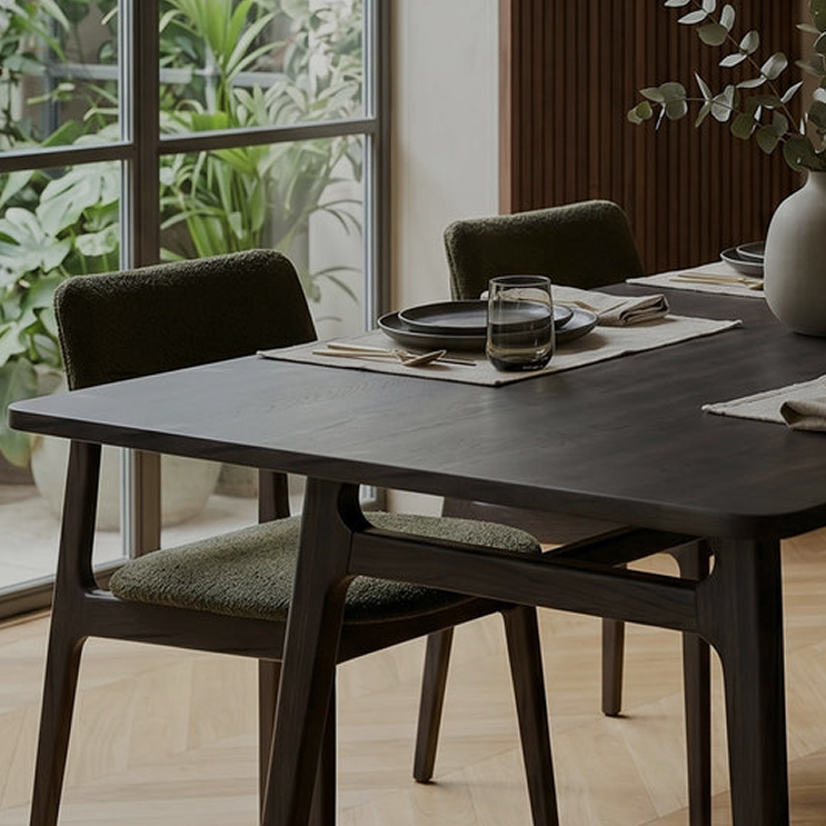 DiningTable_2
